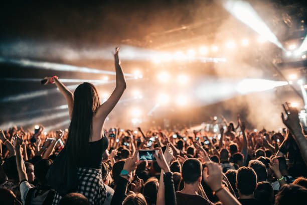 5 EDM Related Movies & Documentaries To Watch During The Quarantine